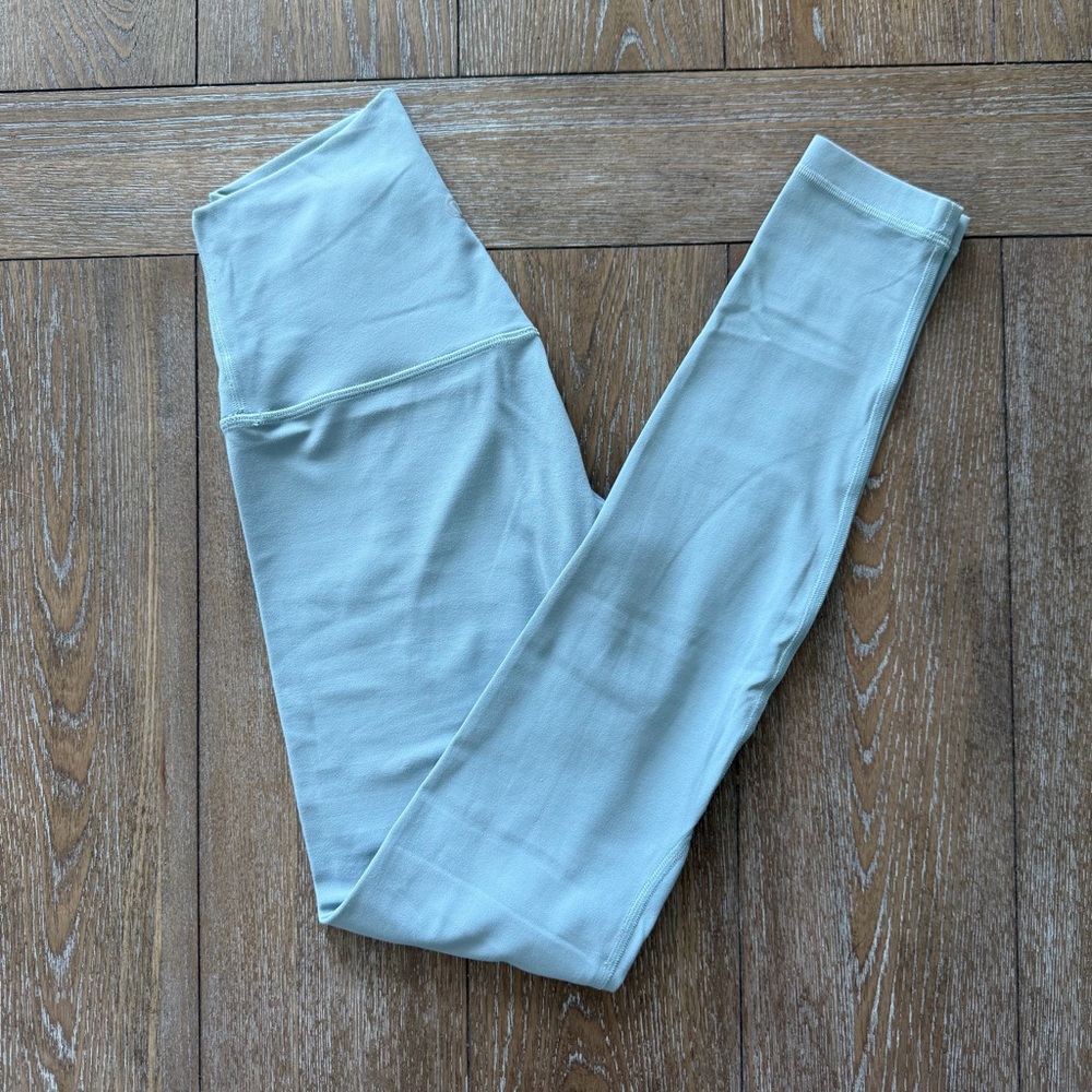 EUC lululemon Light Blue Align Leggings Size 4